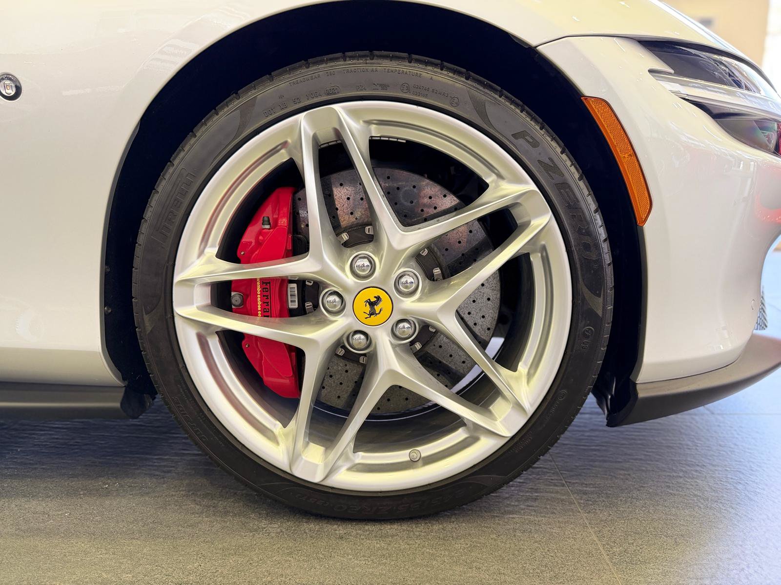 Used 2022 Ferrari Roma RWD image 28