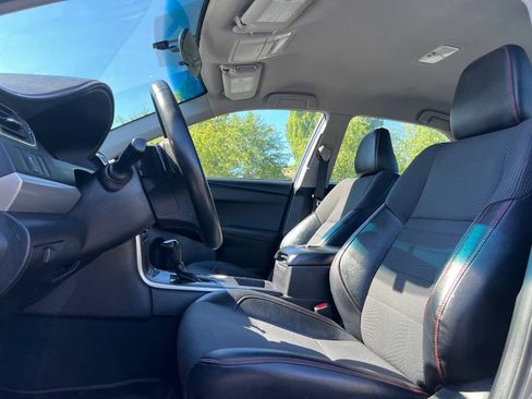 Used 2017 Toyota Camry SE FWD image 9