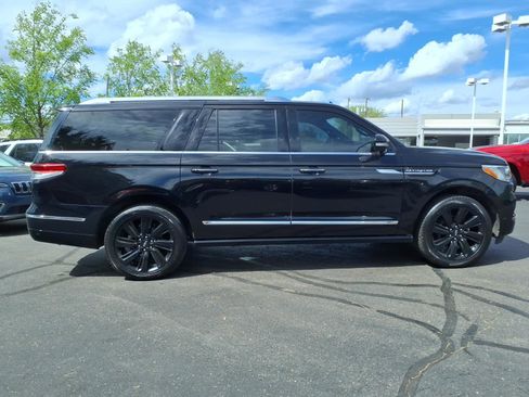 Used 2023 Lincoln Navigator L Reserve AWD/4WD image 8