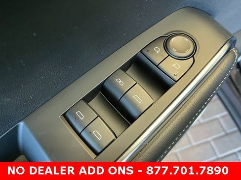 New 2026 GMC Acadia Elevation image 10