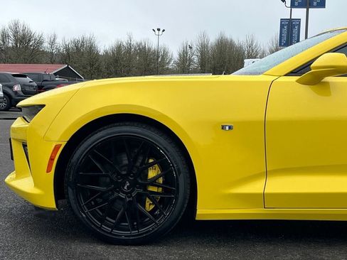 Used 2016 Chevrolet Camaro SS image 6