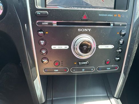 Used 2018 Ford Explorer Sport AWD/4WD image 22