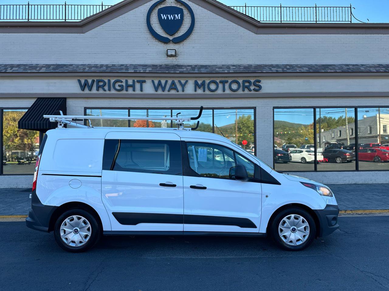 Used 2017 Ford Transit Connect XL FWD image 2