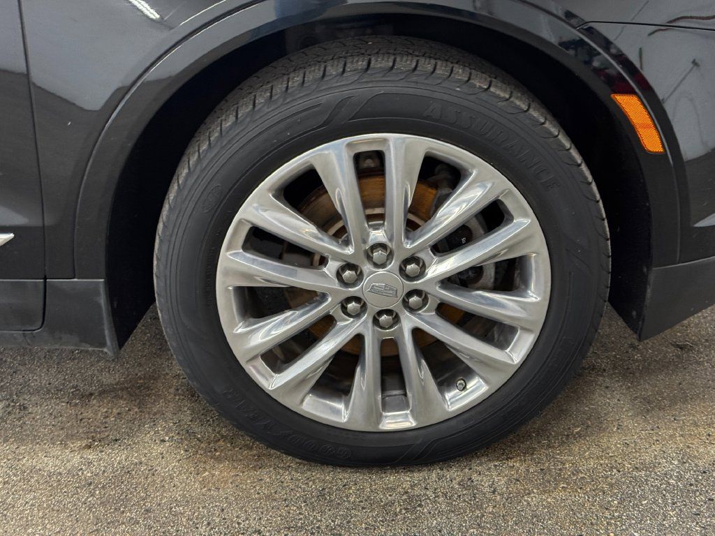 Used 2017 Cadillac XT5 Platinum AWD/4WD image 26