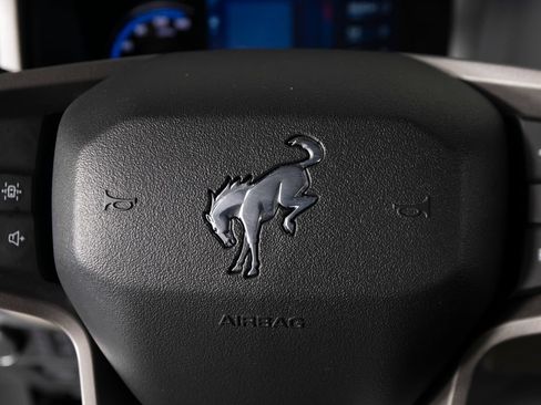 Used 2024 Ford Bronco Wildtrak AWD/4WD image 19