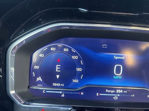 Used 2024 Chevrolet Silverado 2500 High Country w/ High Country Premium Package image 31