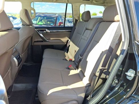 Used 2023 Lexus GX 460 Premium image 8