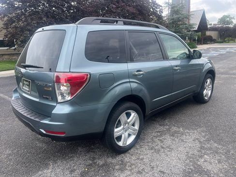 Used 2010 Subaru Forester 2.5X Premium AWD/4WD image 16