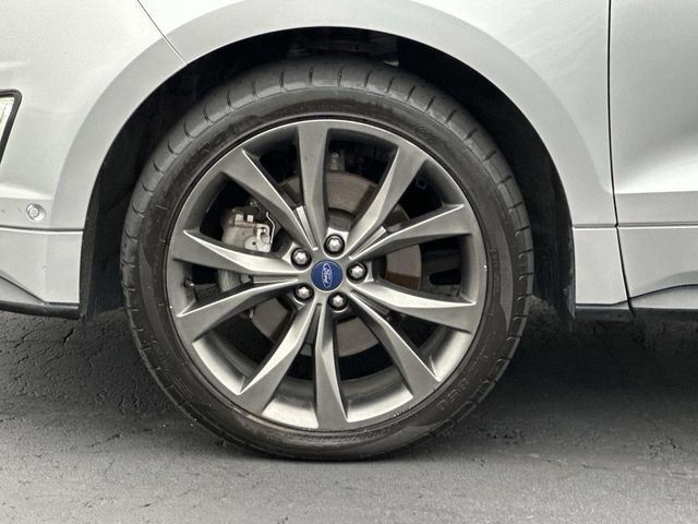 Certified 2018 Ford Edge Sport w/ Equipment Group 401A AWD/4WD image 10