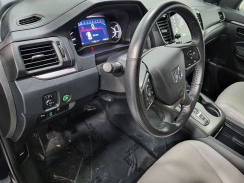 Used 2023 Honda Passport EX-L image 11