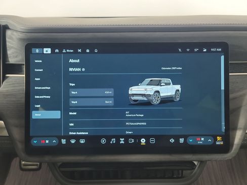 Used 2023 Rivian R1T Adventure image 27