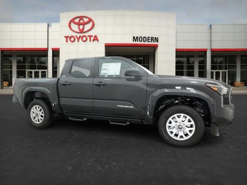 New 2025 Toyota Tacoma SR5 image 28