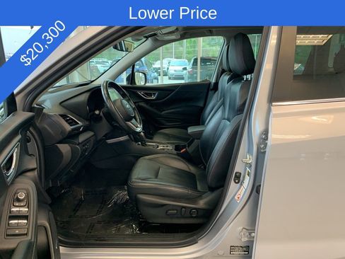 Used 2020 Subaru Forester Limited w/ Popular Package #3 AWD/4WD image 3