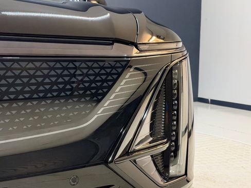 New 2026 Cadillac Lyriq Sport AWD/4WD image 11