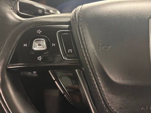 Used 2020 Lincoln Aviator Reserve RWD image 26