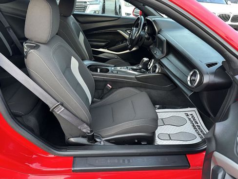 Used 2016 Chevrolet Camaro LT image 11