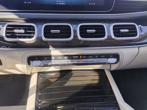 Used 2020 Mercedes-Benz GLE 350 4MATIC image 21