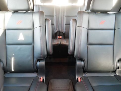 Used 2025 Dodge Durango R/T image 13