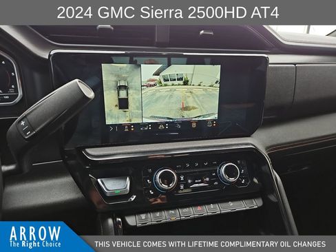 Used 2024 GMC Sierra 2500 AT4 w/ AT4 Preferred Package image 24