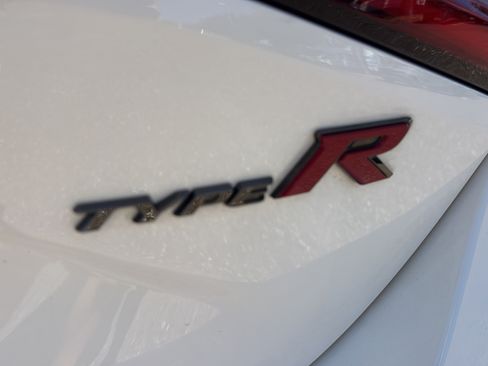 Certified 2025 Honda Civic Type R image 17