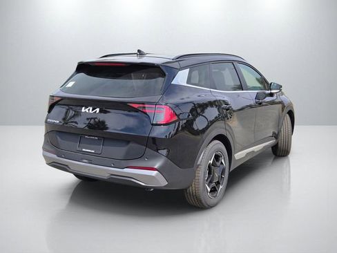 New 2026 Kia Sportage EX FWD image 4