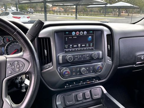 Used 2018 Chevrolet Silverado 1500 LT w/ Texas Edition image 6