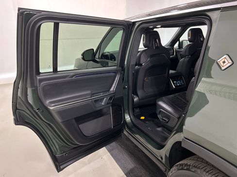 Used 2024 Rivian R1S Adventure AWD/4WD image 17