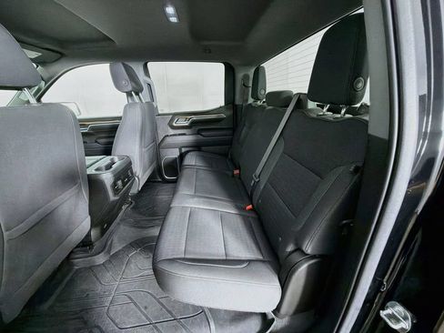 Used 2022 Chevrolet Silverado 1500 LT AWD/4WD image 25