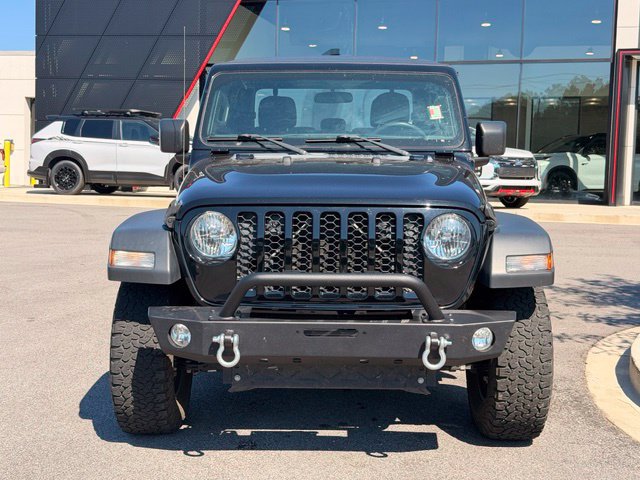 Used 2023 Jeep Gladiator Sport AWD/4WD image 7