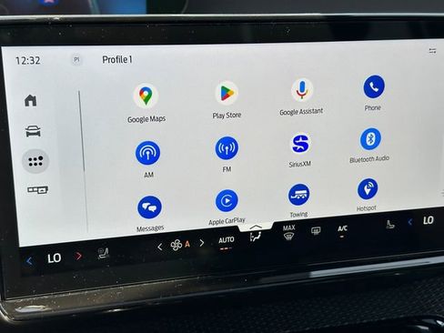 Used 2025 Ford Expedition Max Platinum w/ Stealth Appearance Package image 32