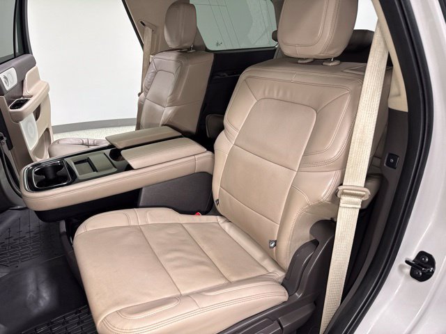 Used 2022 Lincoln Navigator Reserve AWD/4WD image 27