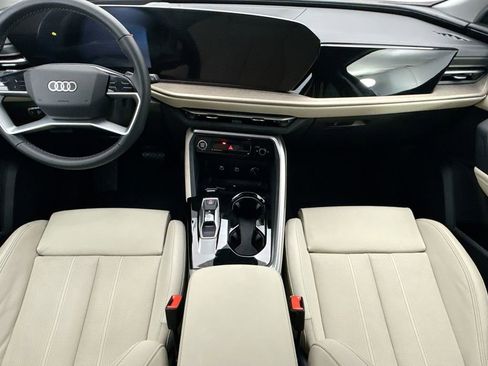 Certified 2025 Audi Q5 Premium Plus w/ Premium Plus image 13