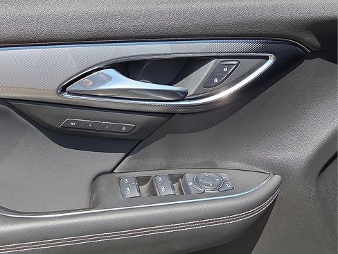 Used 2024 Buick Envision Sport Touring AWD/4WD image 13