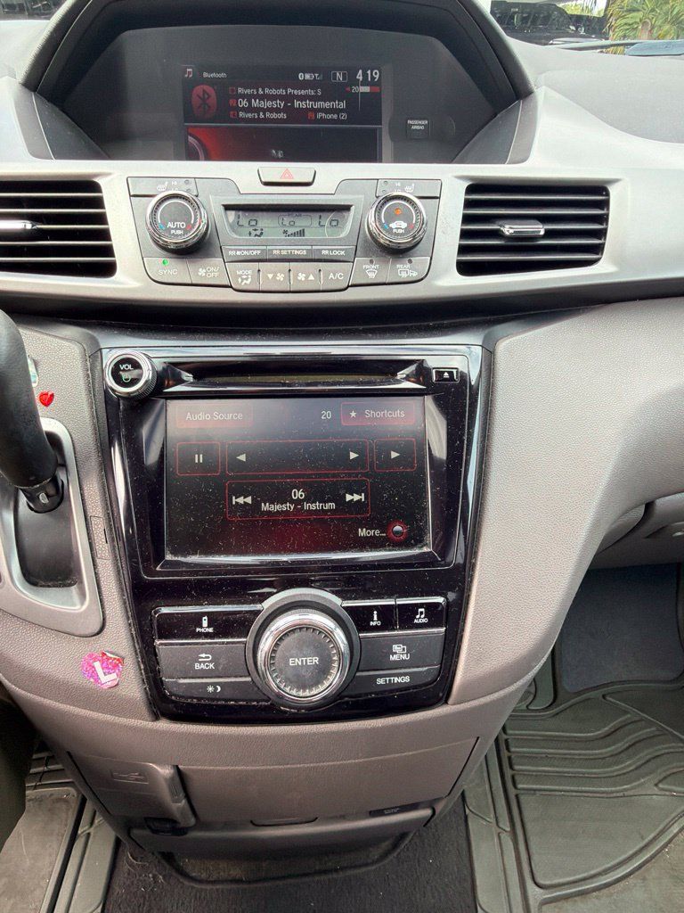 Used 2015 Honda Odyssey EX-L image 37