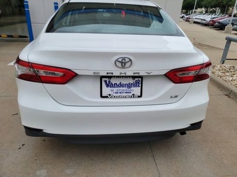 Used 2020 Toyota Camry LE FWD image 6