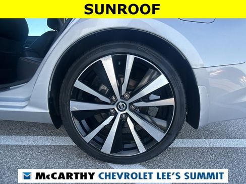 Used 2019 Nissan Altima 2.5 SR w/ SR Premium Package image 18