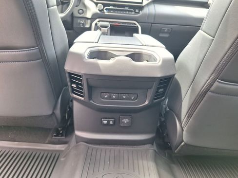 New 2026 Toyota Tundra Platinum AWD/4WD image 11