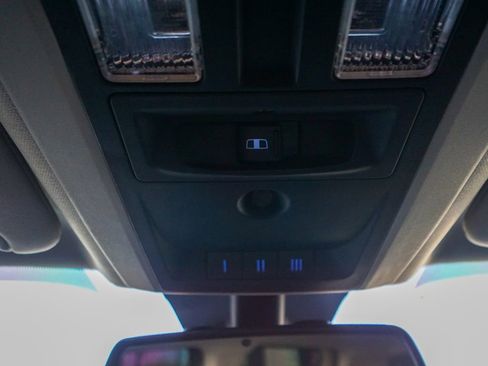 Used 2016 RAM 3500 Laramie image 31