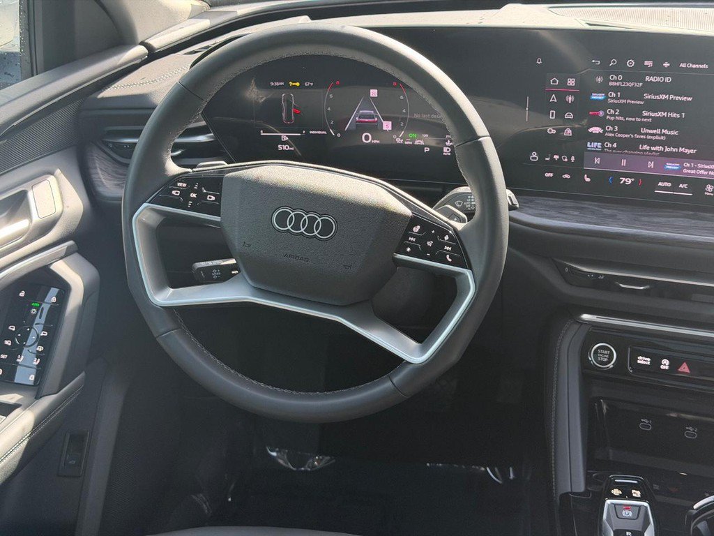 Used 2025 Audi Q5 Premium w/ Convenience Package AWD/4WD image 12