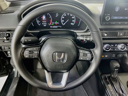 Used 2023 Honda Civic EX-L image 11