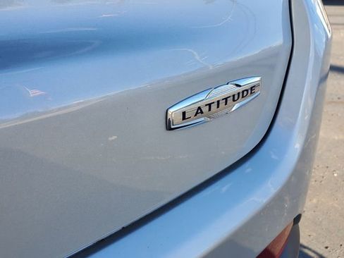 Certified 2024 Jeep Compass Latitude image 5