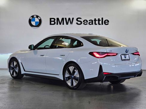 Used 2023 BMW i4 eDrive35 w/ Premium Package RWD image 4