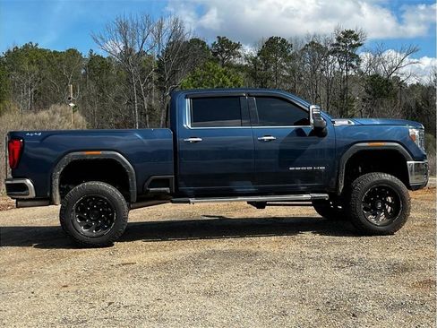 Used 2020 GMC Sierra 2500 SLT w/ SLT Premium Plus Package AWD/4WD image 17