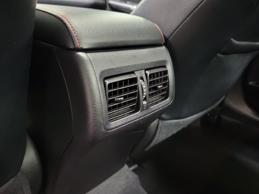 Used 2016 Toyota Camry XSE w/ Moonroof Package FWD image 30