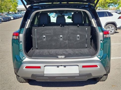 Certified 2024 Nissan Pathfinder SL image 32