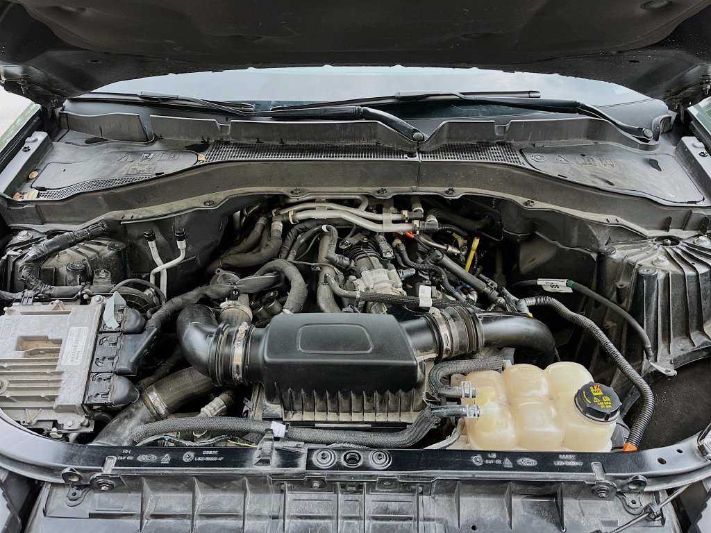 Used 2023 Ford Explorer ST AWD/4WD image 33