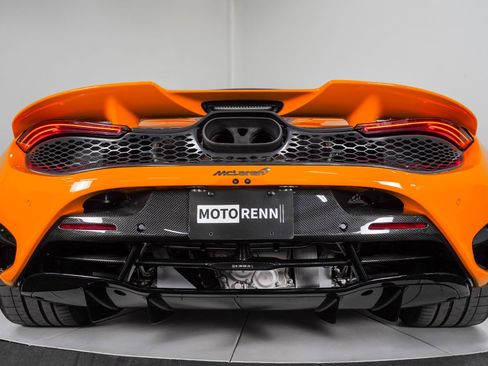 Used 2024 McLaren 750S Spider image 28