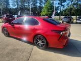 Used 2023 Toyota Camry SE image 3