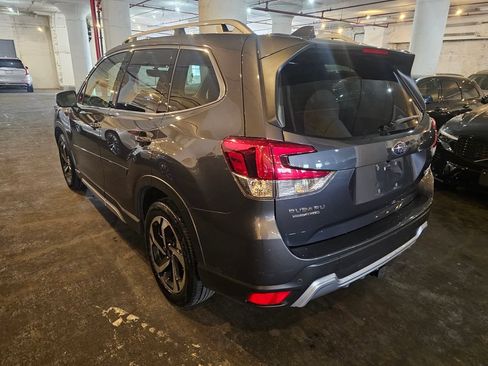 Used 2023 Subaru Forester Touring AWD/4WD image 2
