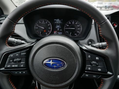 Certified 2025 Subaru Crosstrek 2.5i Limited w/ Popular Package #3A AWD/4WD image 25